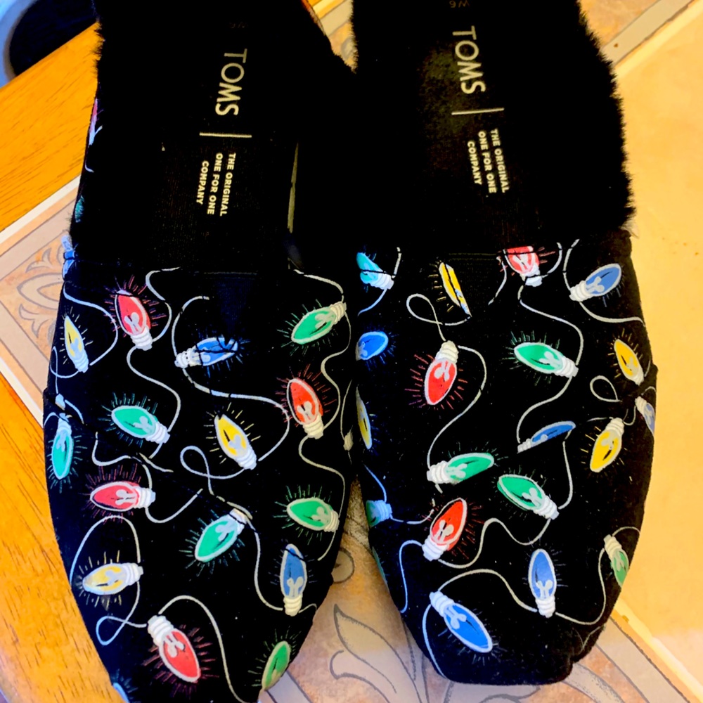 Toms Christmas Light Bulbs